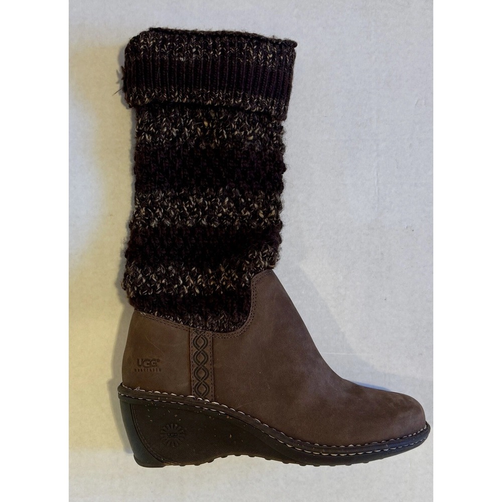 UGG Australia Cresthaven 1938 w/Esp Women's Brown Suede Knit Wedge Heel Size 9 - Picture 2 of 9